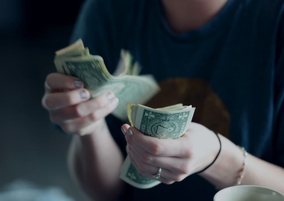 직장인 월급으로 종자돈 1억 만드는 방법 알아봅시다